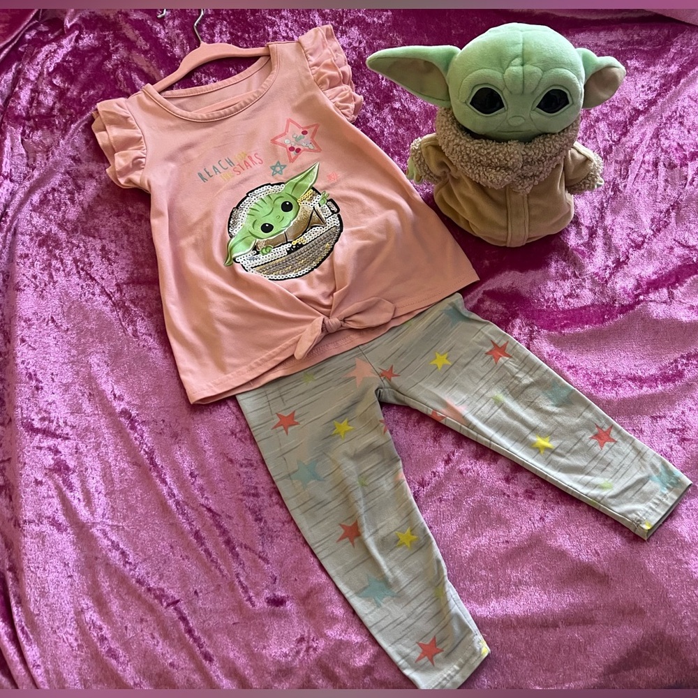 Baby Yoda Reach For The Stars Set
